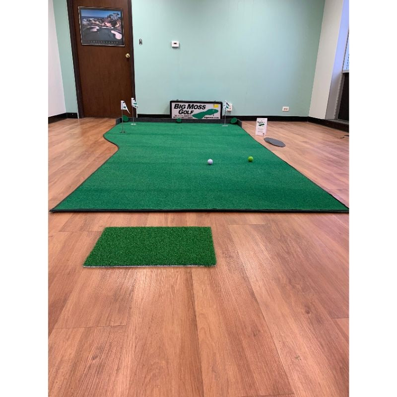Big Moss Golf Country Club 612 V2 Putting Green - Image 3