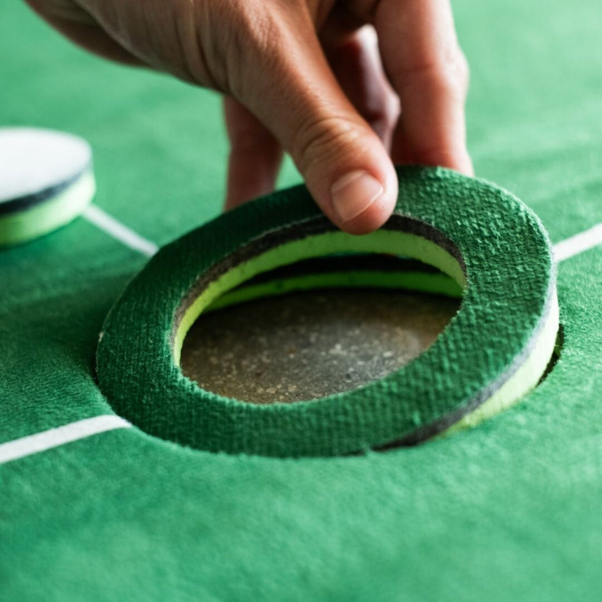 SIG LITE Indoor Putting Green 4' x 10' - Image 2