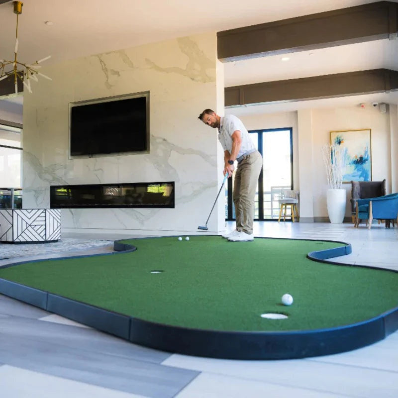 SIGPRO Double Break Putting Green - Image 2