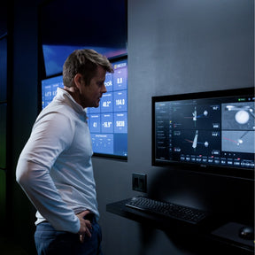 Uneekor EYE XR Launch Monitor - Image 11